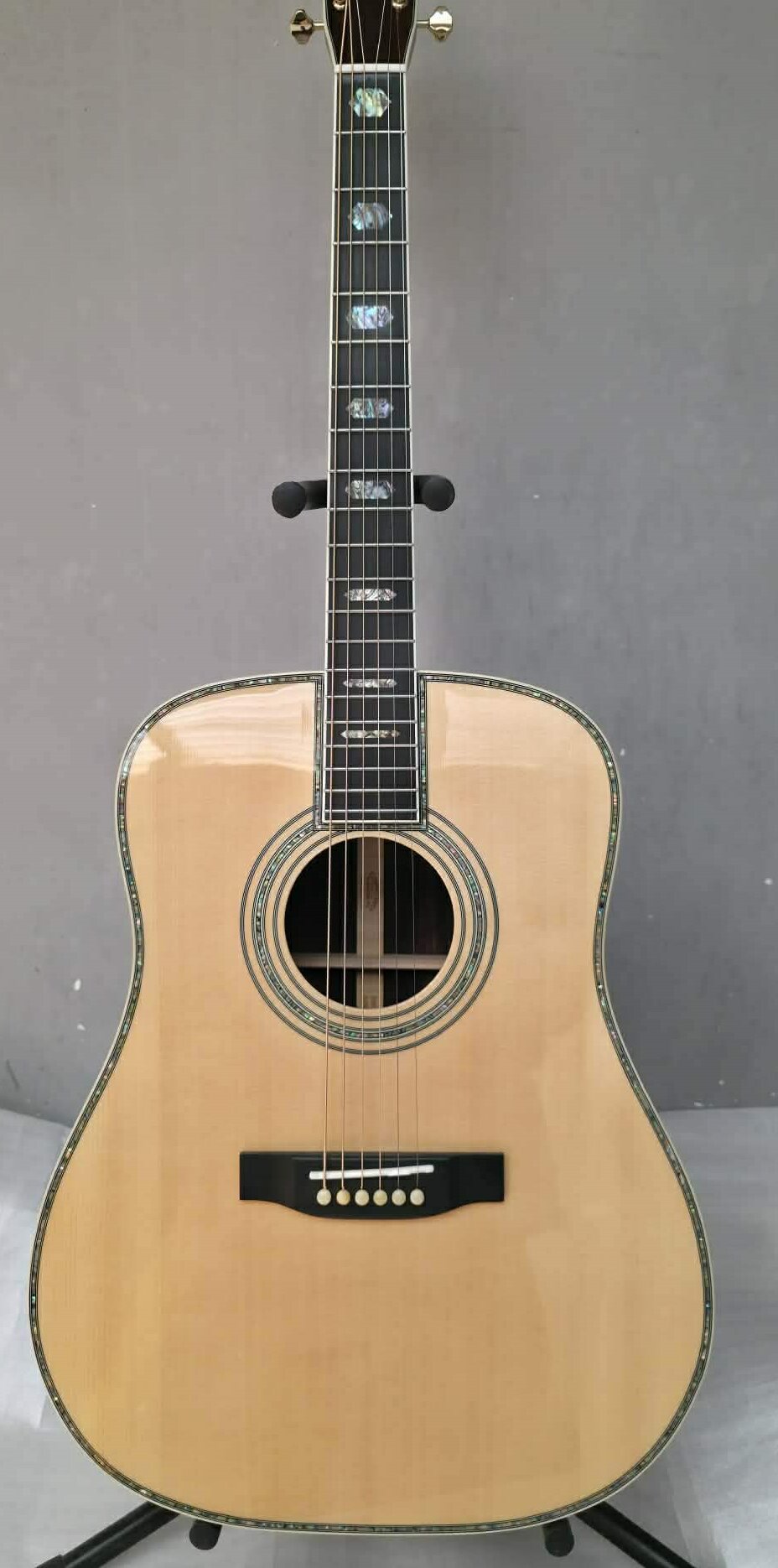 D45