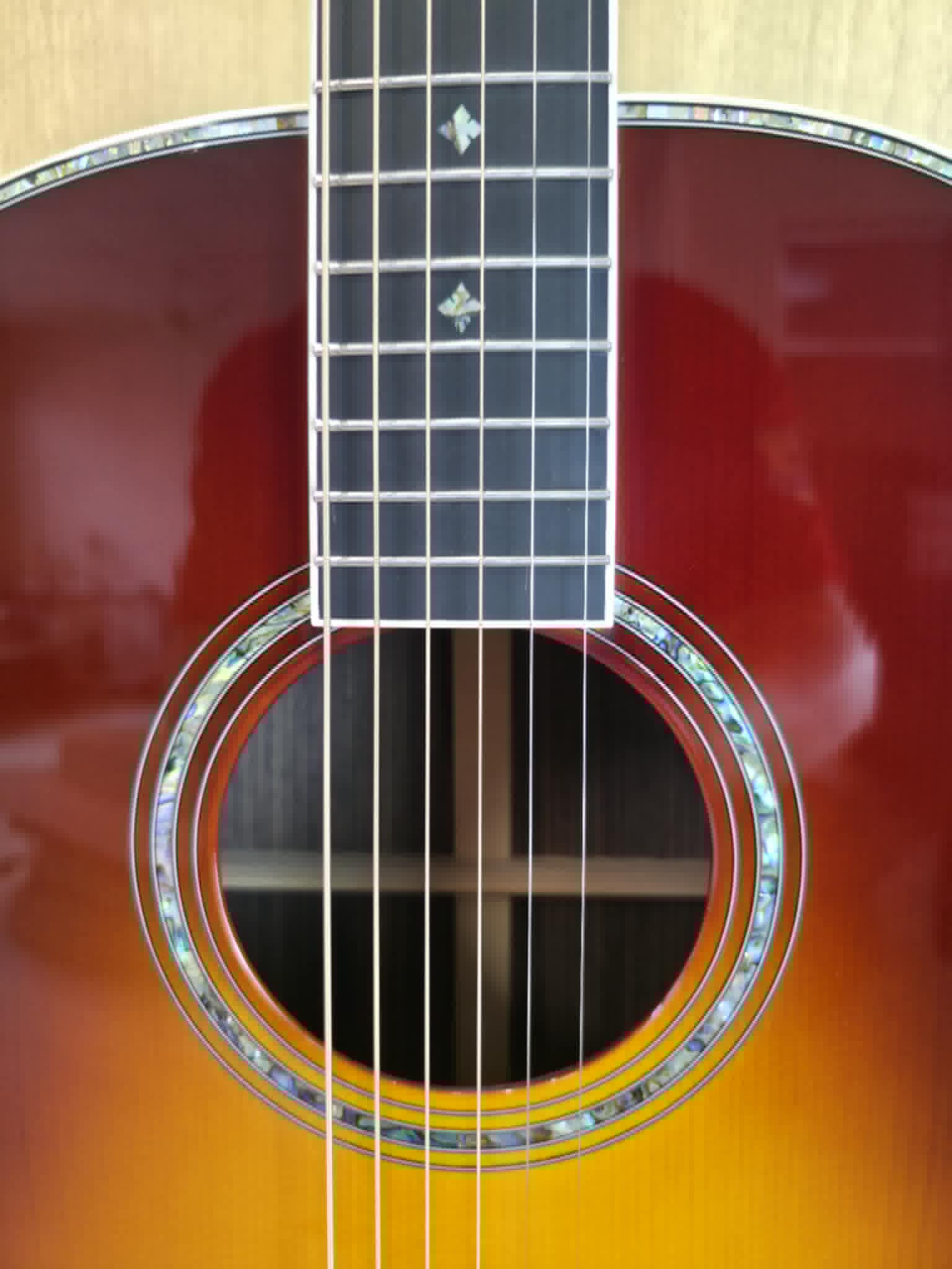 J45 Deluxe Edition *All solid wood - Image 4
