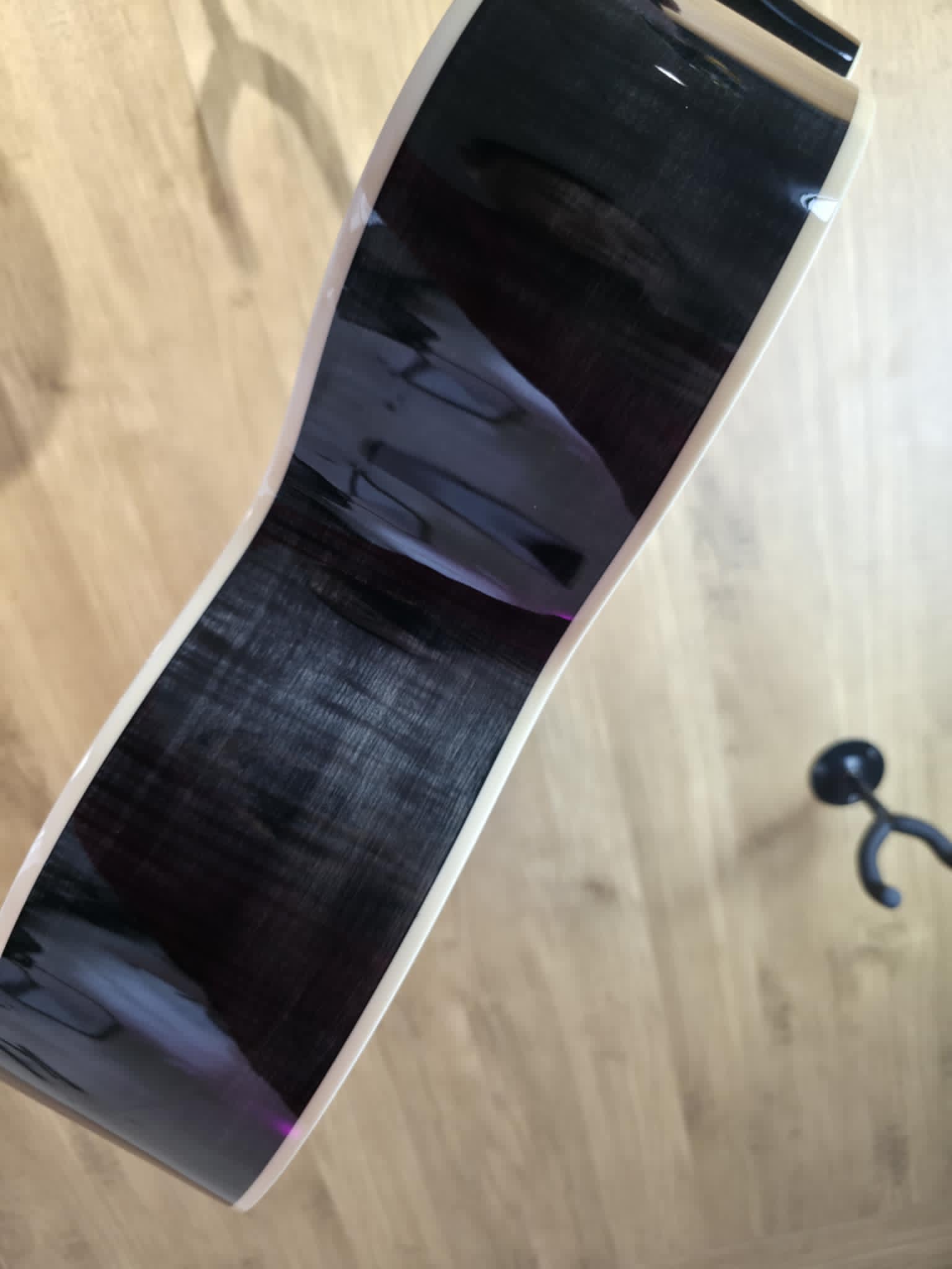 All Solid Wood J200 Cobra Burst - Image 4