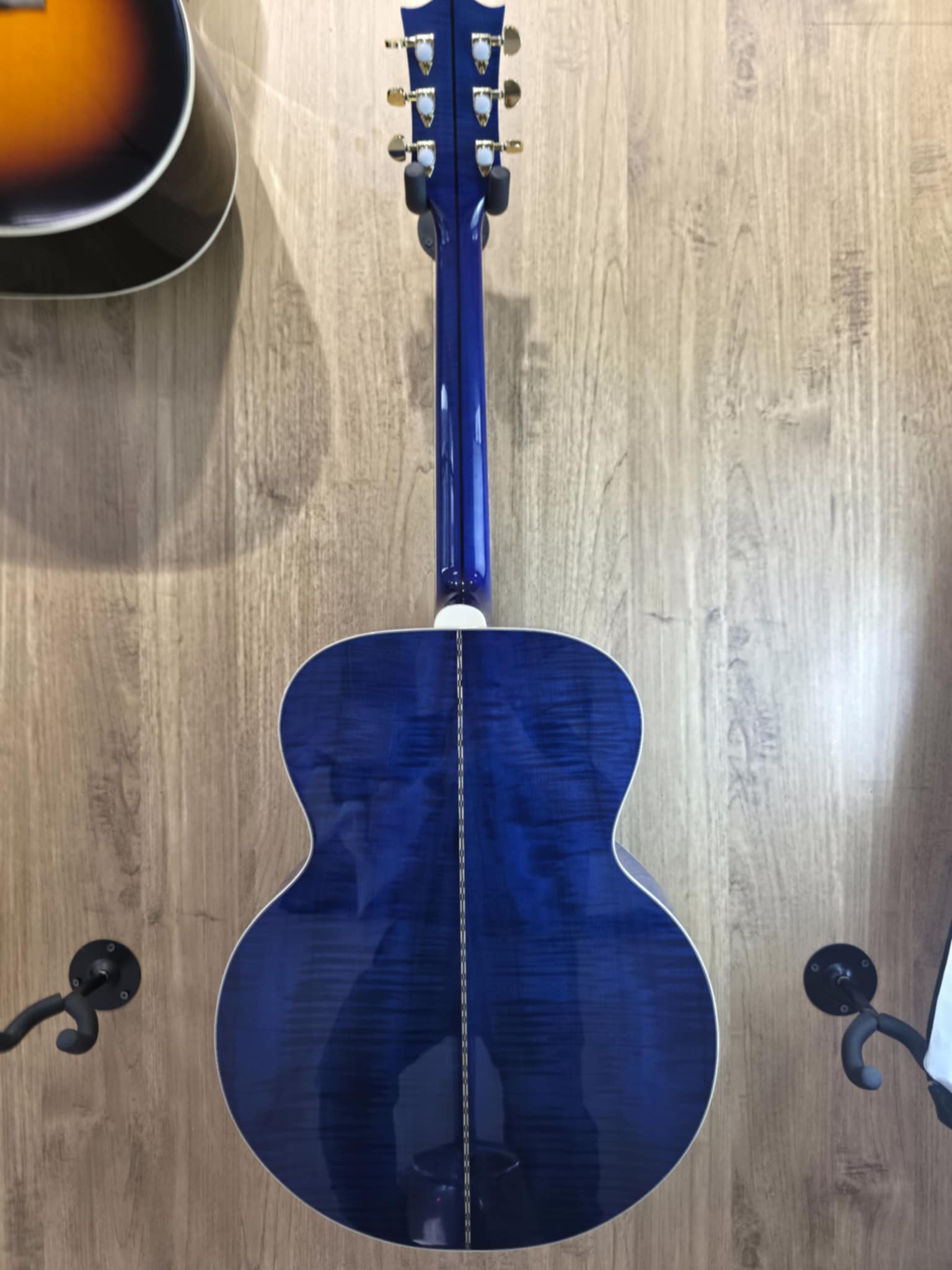 J200 Blueberry Burst + Hard Case - Image 5