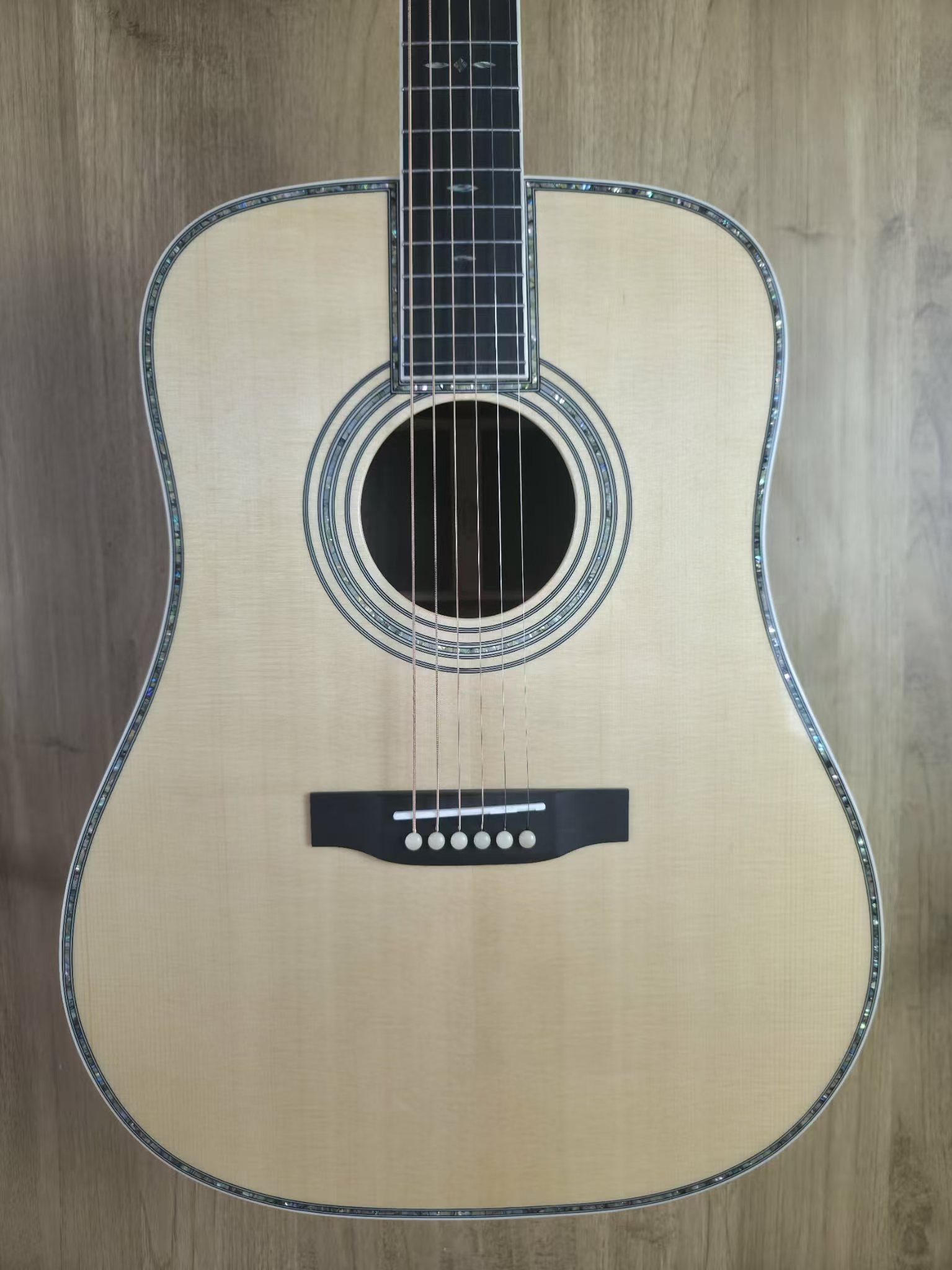 D42 + Hard Case - Image 3