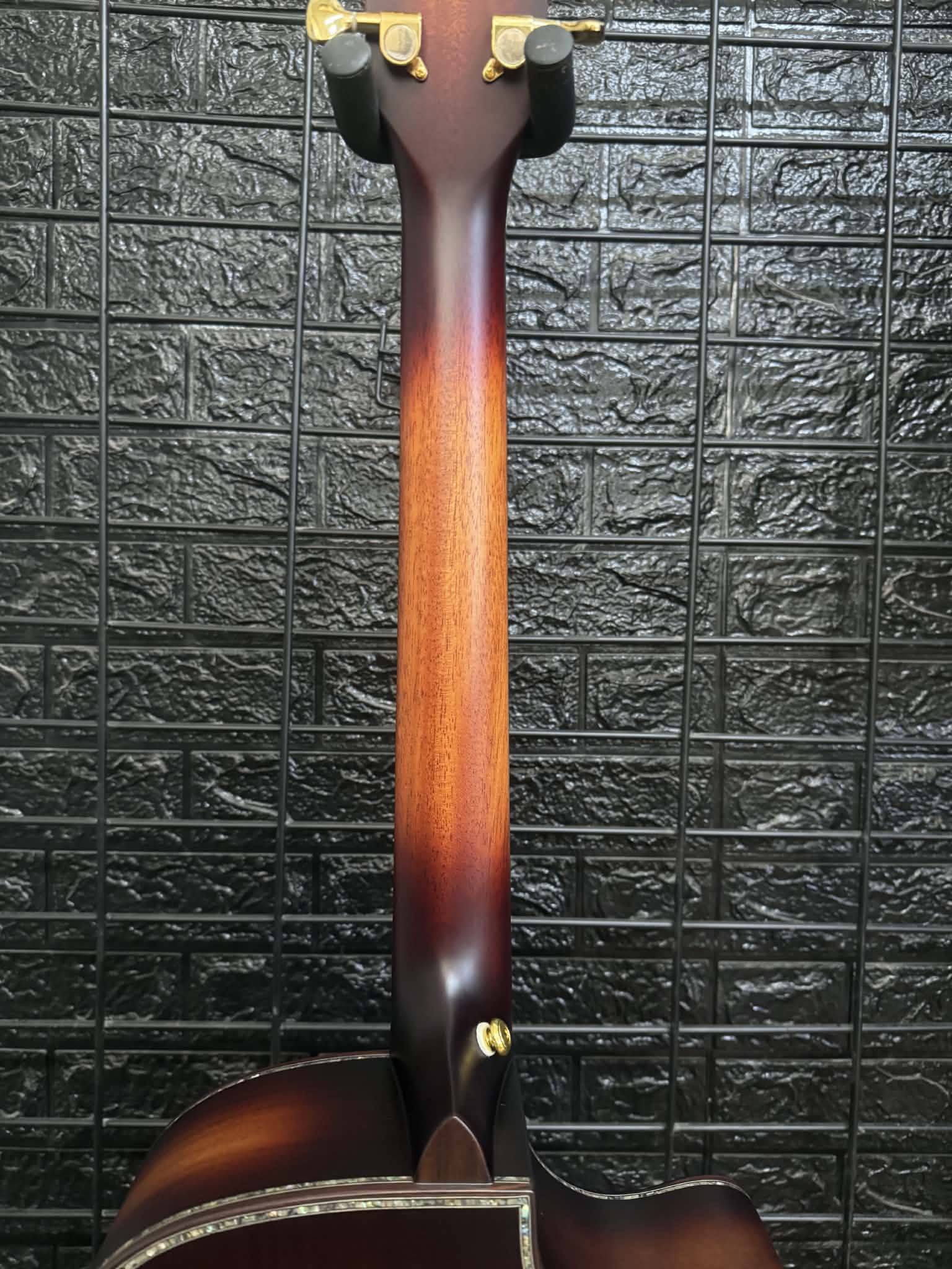 Left-handed K24 (Matte) - Image 8